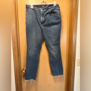 Extra High Rise Pop Icon Skinny Jean Secret Slim Pockets